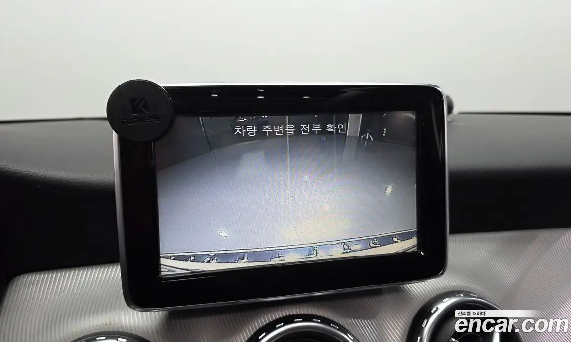 Mercedes-Benz GLA-Class 2015 2.1 гидро, фото 15 Mercedes-Benz GLA-Class 2015 2.1 гидро, фото 15
