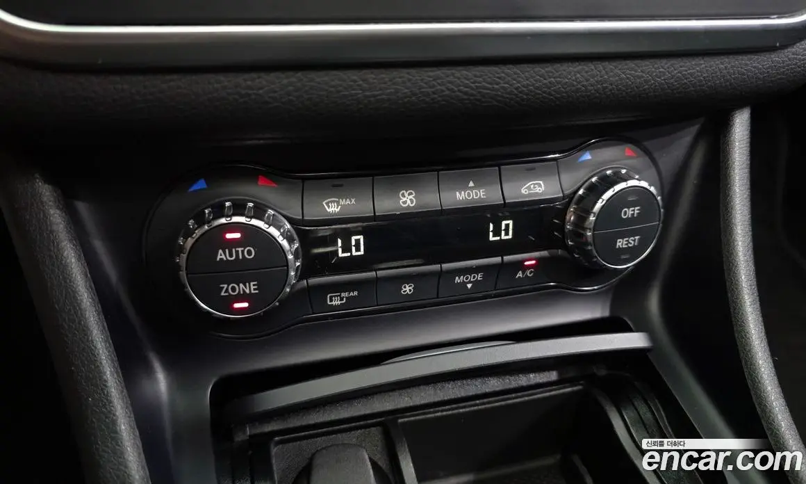 Mercedes-Benz GLA-Class 2015 2.1 гидро, фото 16 Mercedes-Benz GLA-Class 2015 2.1 гидро, фото 16