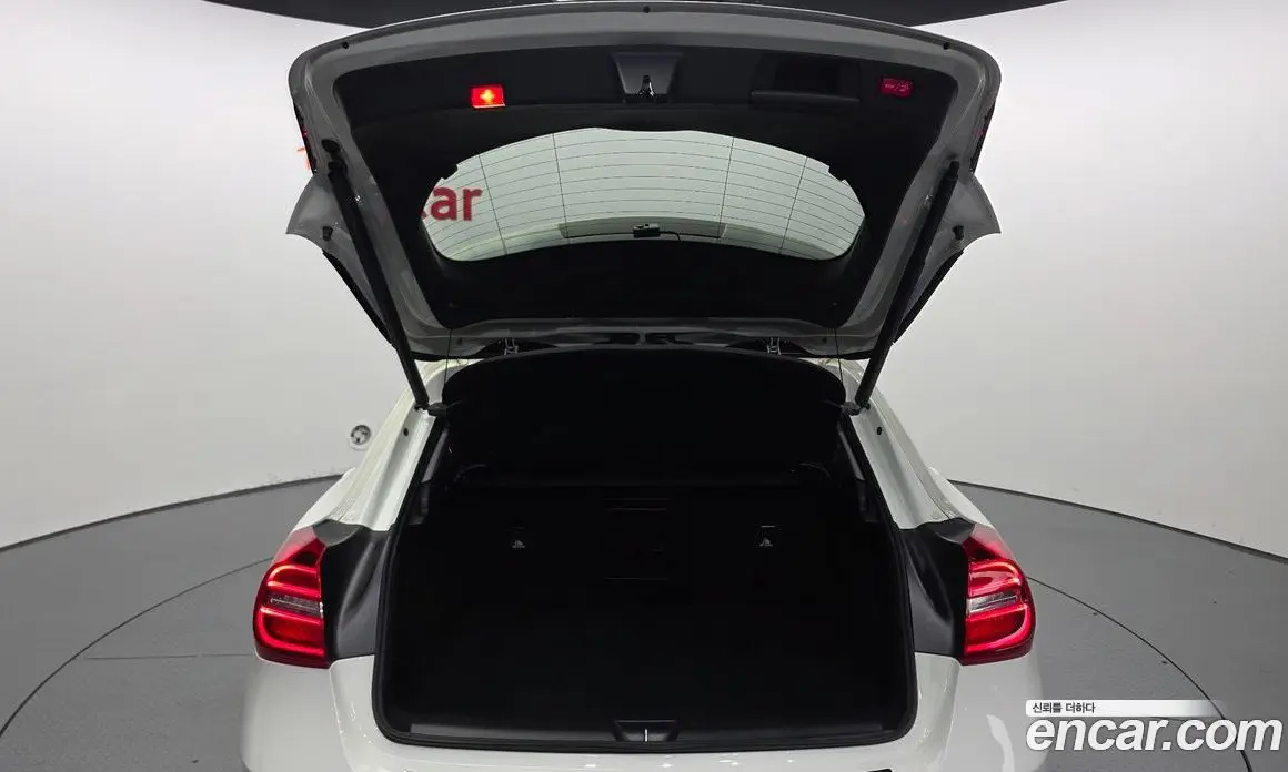 Mercedes-Benz GLA-Class 2015 2.1 гидро, фото 20 Mercedes-Benz GLA-Class 2015 2.1 гидро, фото 20