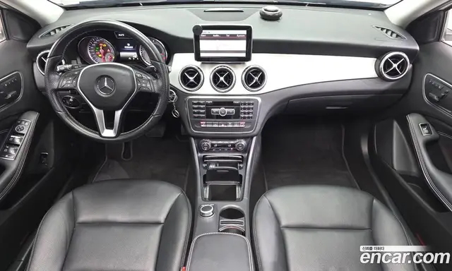 Mercedes-Benz GLA-Class 2015 2.1 гидро, миниатюра 7 Mercedes-Benz GLA-Class 2015 2.1 гидро, миниатюра 7