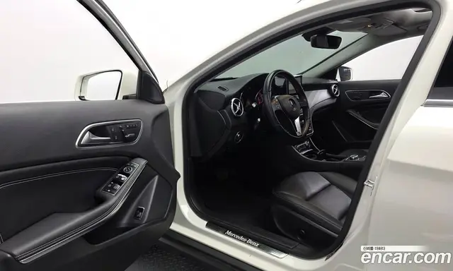 Mercedes-Benz GLA-Class 2015 2.1 гидро, миниатюра 10 Mercedes-Benz GLA-Class 2015 2.1 гидро, миниатюра 10