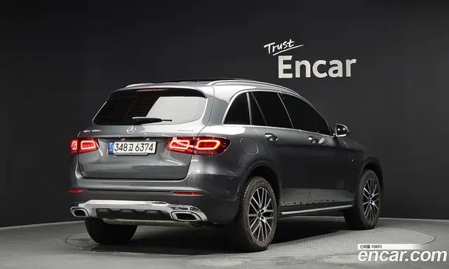 Mercedes-Benz GLC-Class 2021 2.0 гидро, миниатюра 2 Mercedes-Benz GLC-Class 2021 2.0 гидро, миниатюра 2