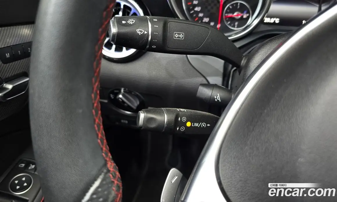 Mercedes-Benz SLC-Class 2019 2.0 гидро, фото 26
