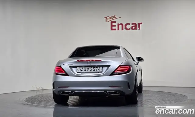 Mercedes-Benz SLC-Class 2019 2.0 гидро, миниатюра 4