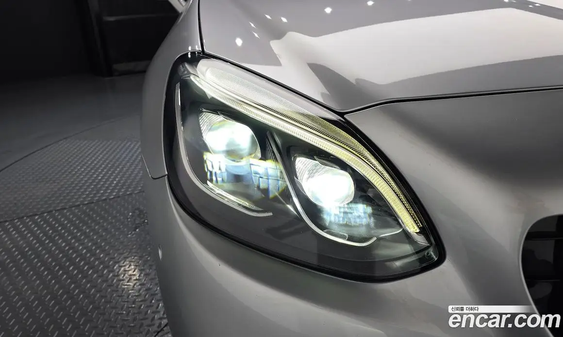 Mercedes-Benz SLC-Class 2019 2.0 гидро, фото 8