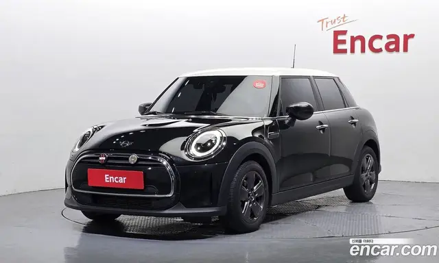 Mini Cooper, 2023, 44 108 км