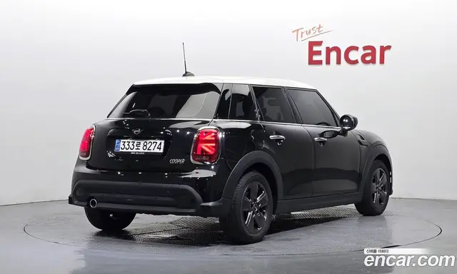 Mini Cooper 2023 1.5 автомат (гидро), миниатюра 2