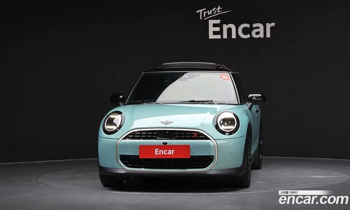 Mini Cooper 2024 2.0 автомат (гидро), фото 3
