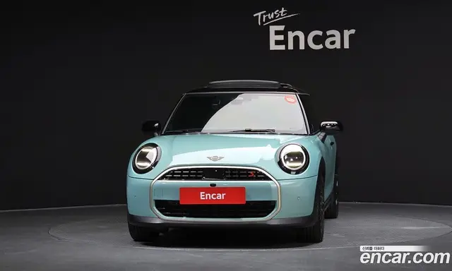 Mini Cooper 2024 2.0 автомат (гидро), миниатюра 3