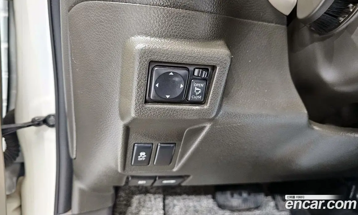 Nissan Cube 2013 1.8 автомат (гидро), фото 17 Nissan Cube 2013 1.8 автомат (гидро), фото 17
