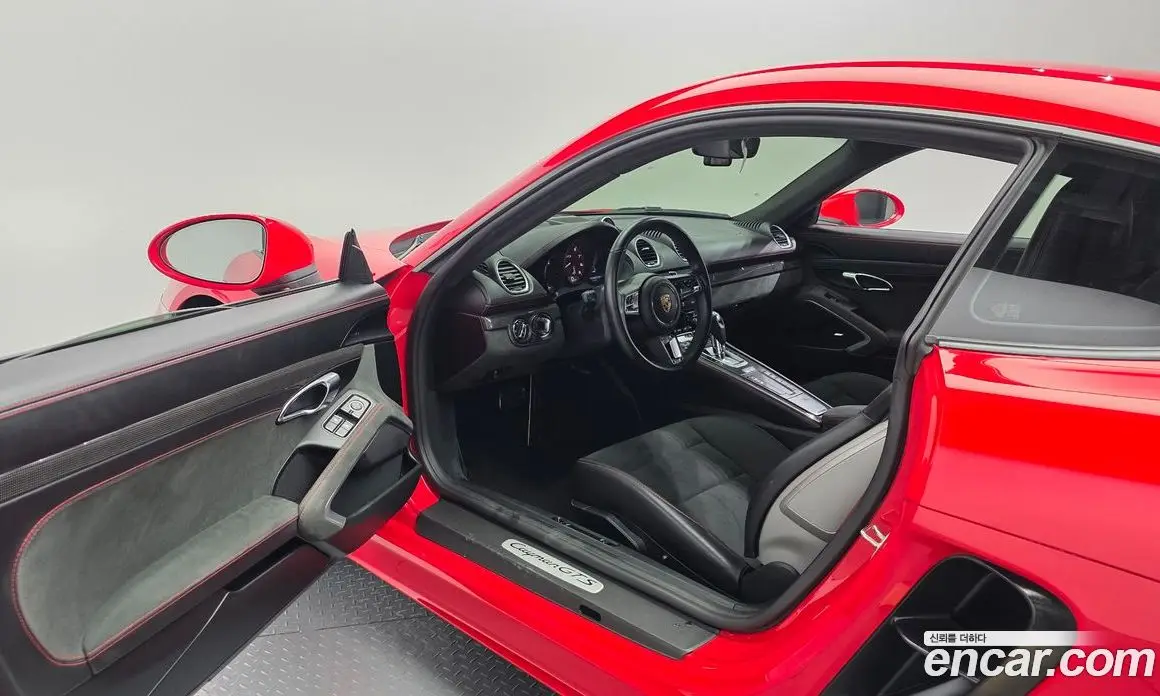 Porsche 718 2024 4.0 автомат (гидро), фото 10