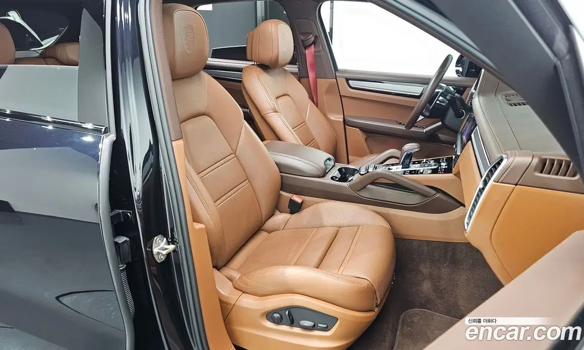 Porsche Cayenne 2022 3.0 автомат (гидро), фото 11