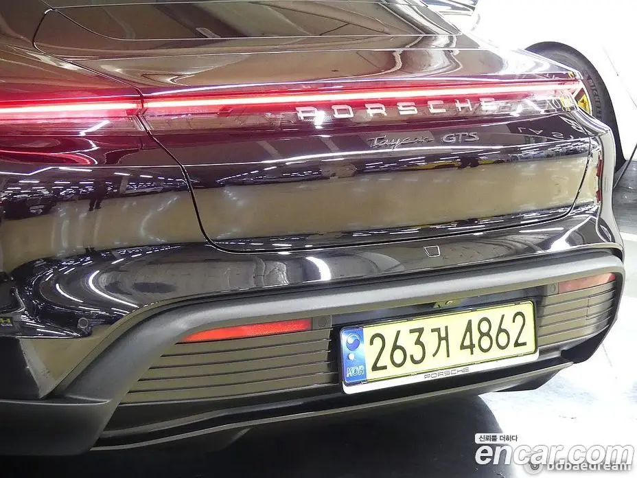 Porsche Taycan 2023 0.1 автомат (гидро), фото 20