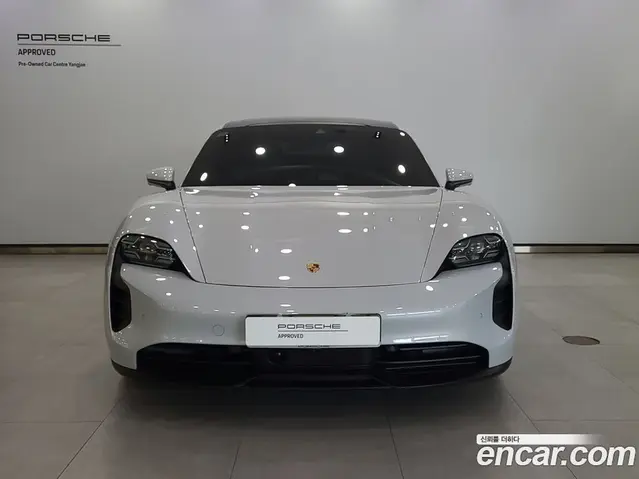 Porsche Taycan 2024 0.1 автомат (гидро), миниатюра 3