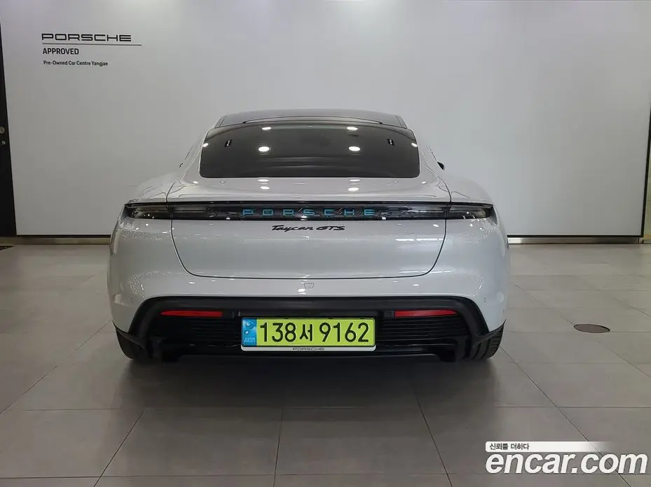 Porsche Taycan 2024 0.1 автомат (гидро), фото 7