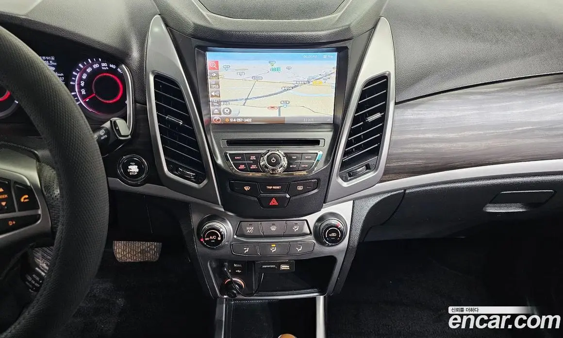 SsangYong Korando 2016 2.2 автомат (гидро), фото 17