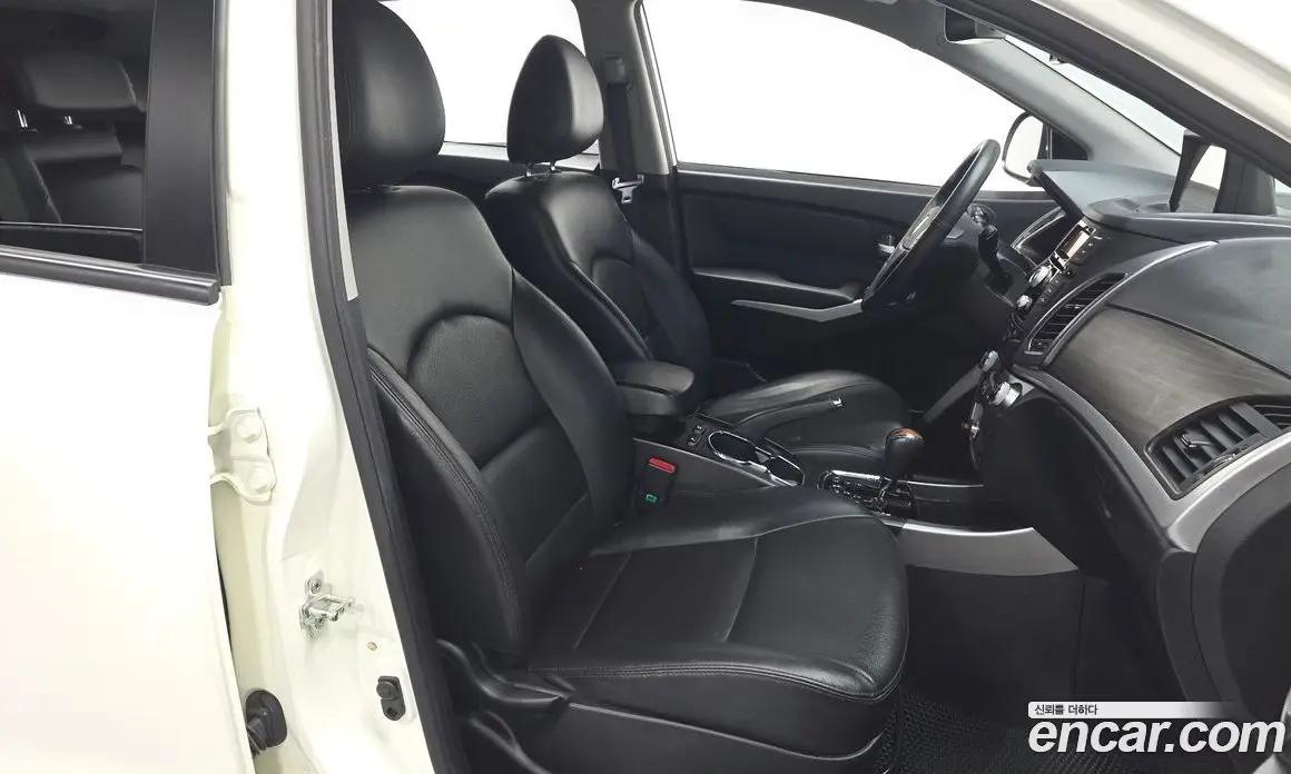 SsangYong Korando 2016 2.2 автомат (гидро), фото 18
