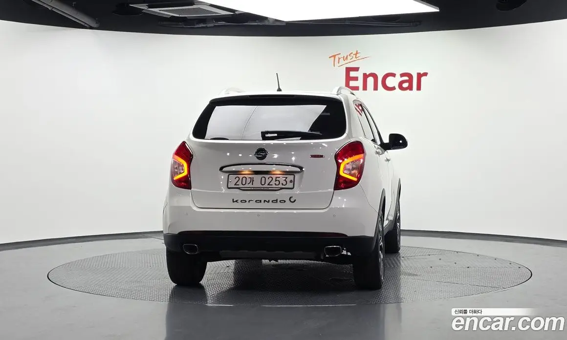 SsangYong Korando 2016 2.2 автомат (гидро), фото 4