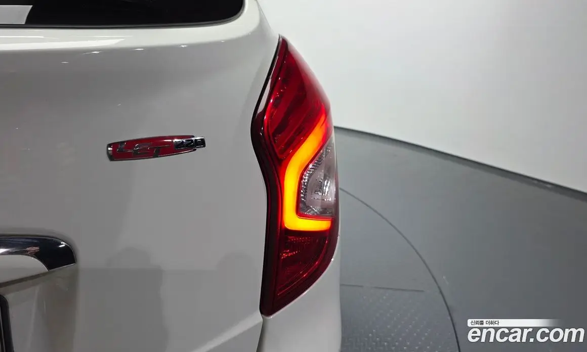 SsangYong Korando 2016 2.2 автомат (гидро), фото 9