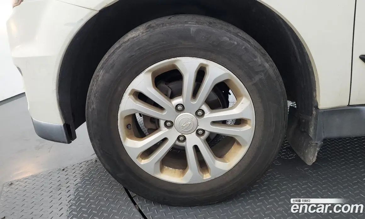 SsangYong Korando 2016 2.0 автомат (гидро), фото 5