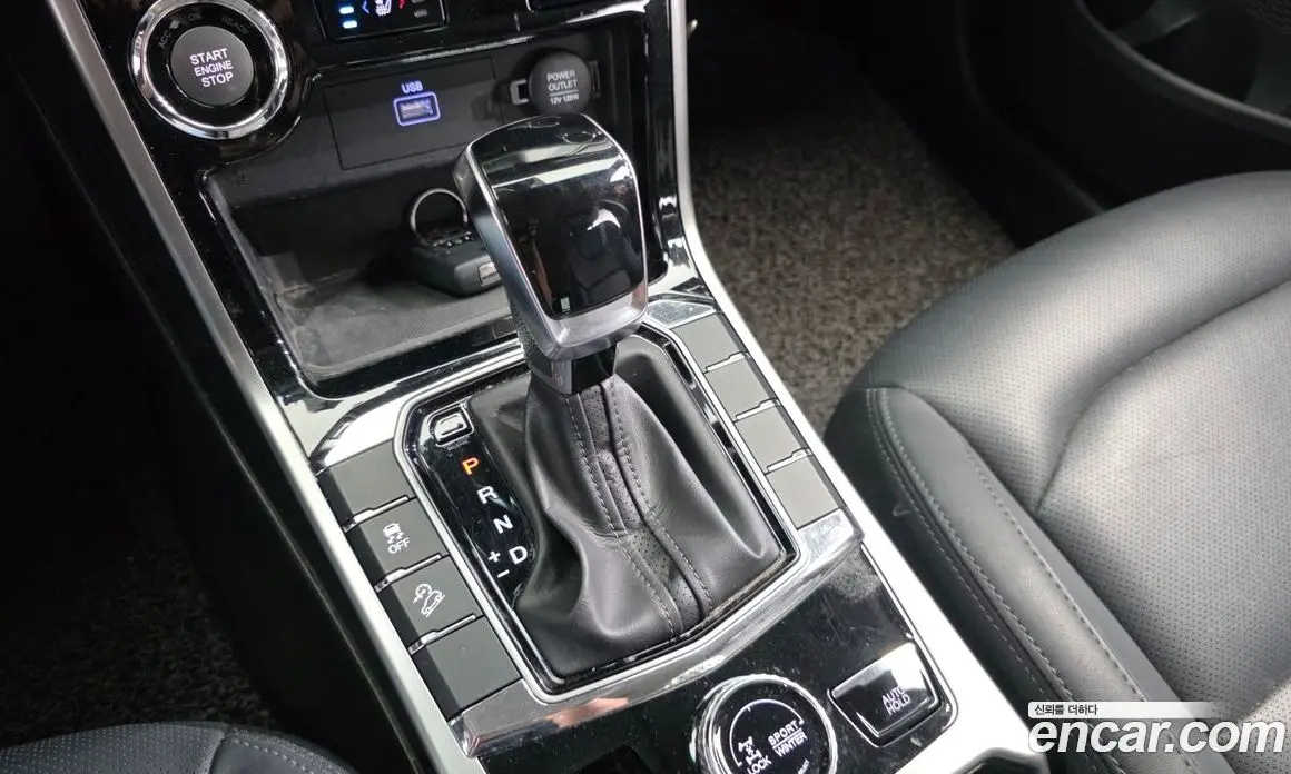 SsangYong Korando 2019 1.6 автомат (гидро), фото 12
