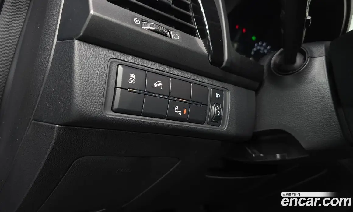 SsangYong Rexton 2021 2.2 автомат (гидро), фото 16