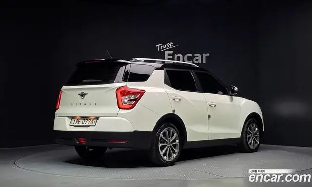 SsangYong TIBOLI 2016 1.6 автомат (гидро), миниатюра 2