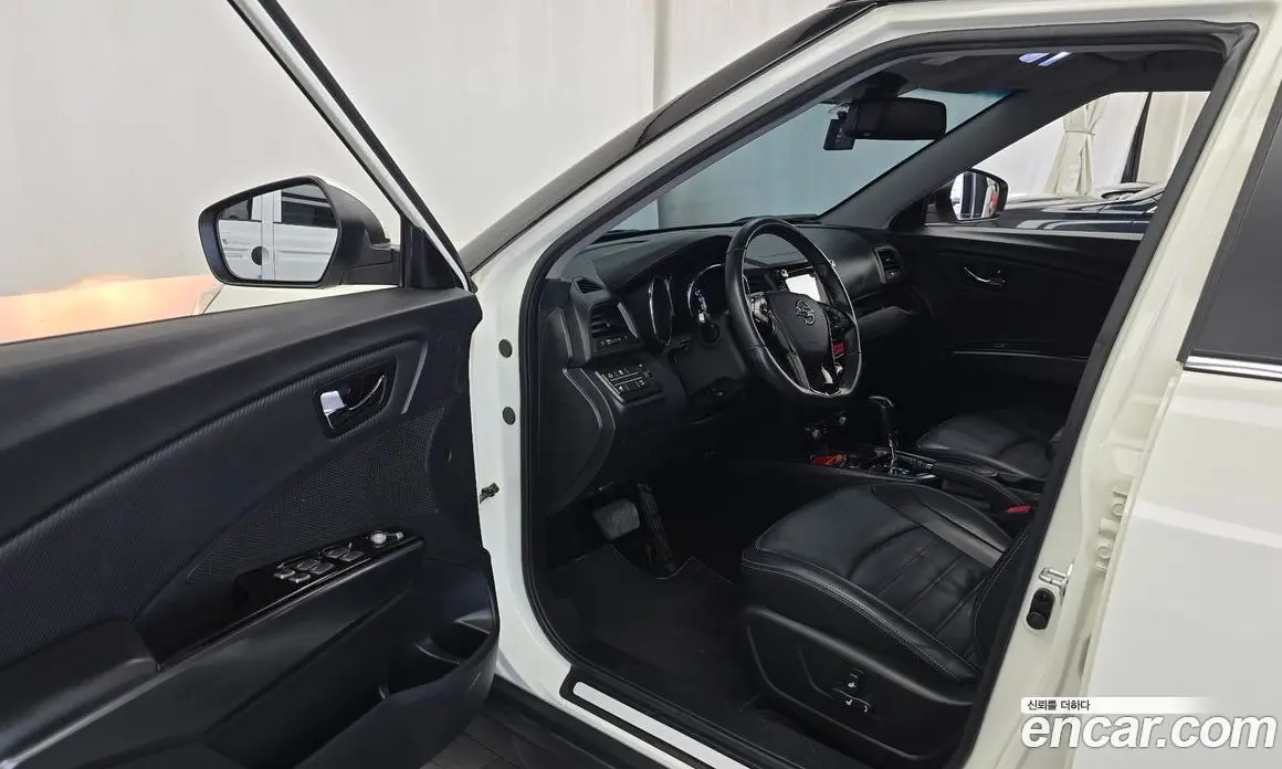 SsangYong TIBOLI 2016 1.6 автомат (гидро), фото 13