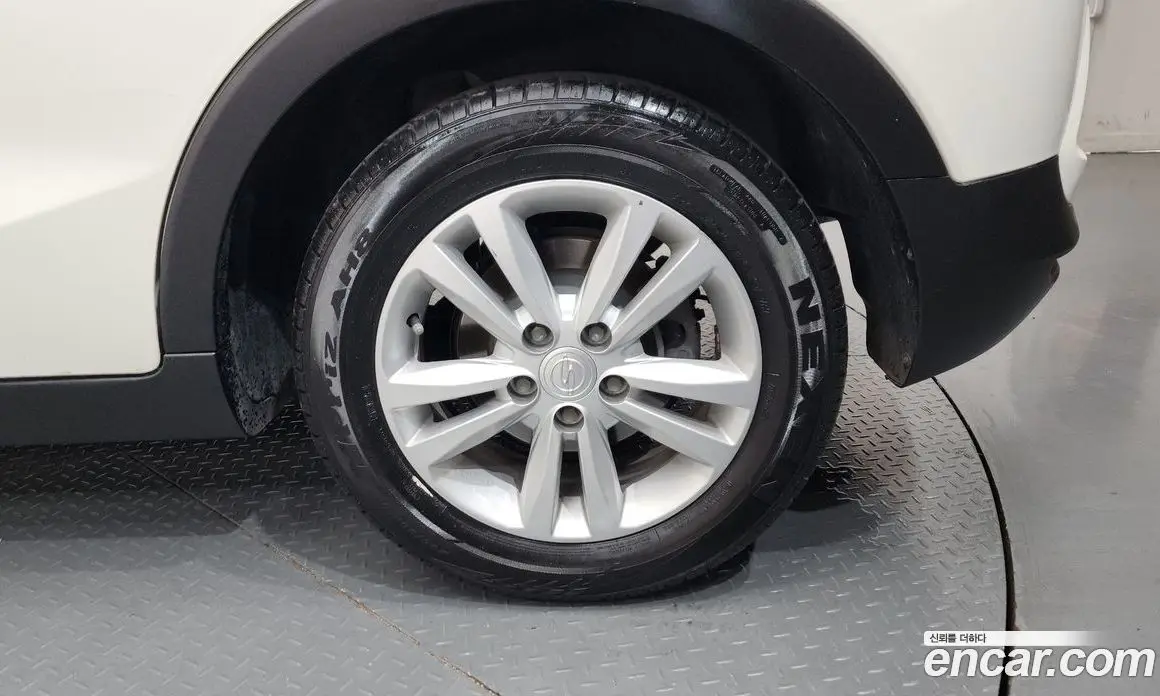 SsangYong TIBOLI 2018 1.6 автомат (гидро), фото 6