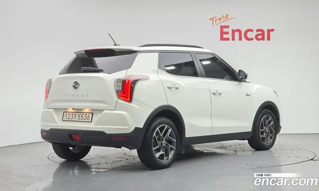 SsangYong TIBOLI 2022 1.5 автомат (гидро), миниатюра 2