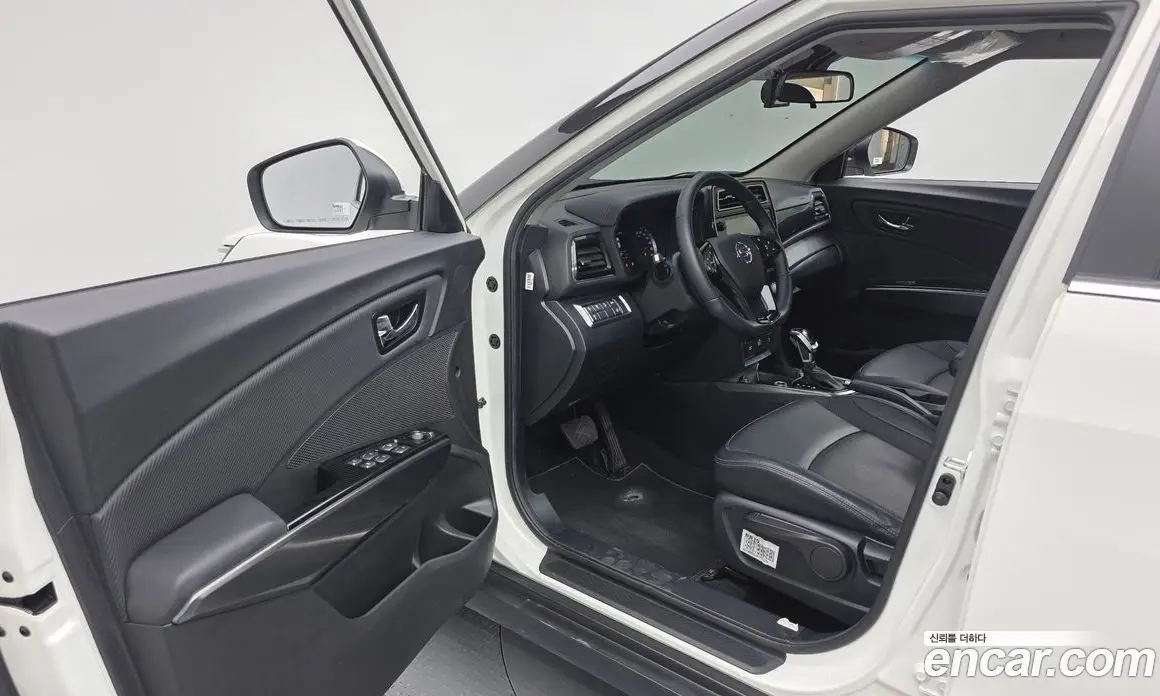 SsangYong TIBOLI 2022 1.5 автомат (гидро), фото 10