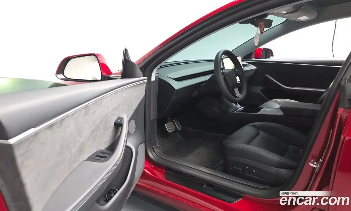 Tesla Model 3 2024 0.2 автомат (гидро), фото 12 Tesla Model 3 2024 0.2 автомат (гидро), фото 12