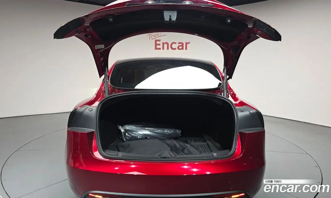 Tesla Model 3 2024 0.2 автомат (гидро), фото 25 Tesla Model 3 2024 0.2 автомат (гидро), фото 25