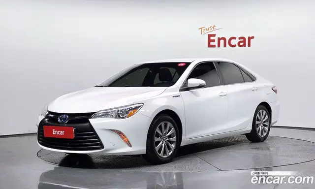 Toyota Camry 2016 2.5 автомат (гидро), миниатюра 1 Toyota Camry 2016 2.5 автомат (гидро), миниатюра 1
