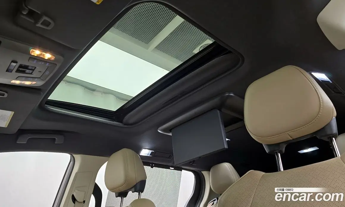 Toyota Sienna 2022 2.5 автомат (гидро), фото 18 Toyota Sienna 2022 2.5 автомат (гидро), фото 18