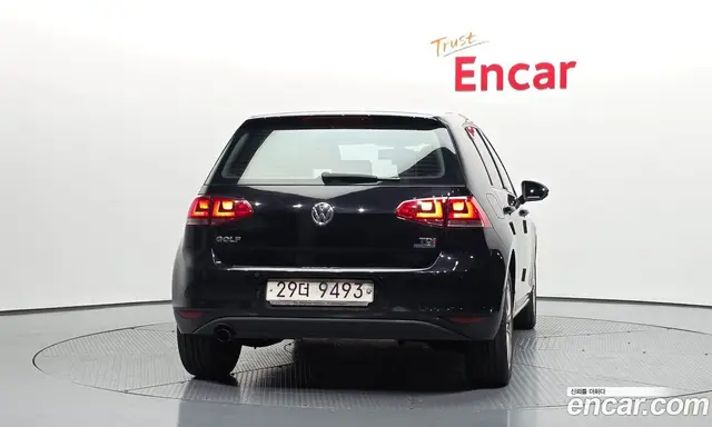 Volkswagen Golf 2013 1.6 автомат (гидро), миниатюра 4