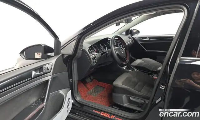 Volkswagen Golf 2013 1.6 автомат (гидро), миниатюра 10
