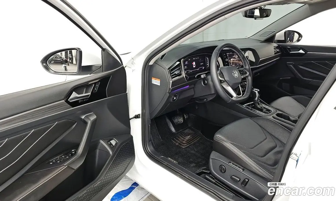 Volkswagen Jetta 2023 1.5 автомат (гидро), фото 13