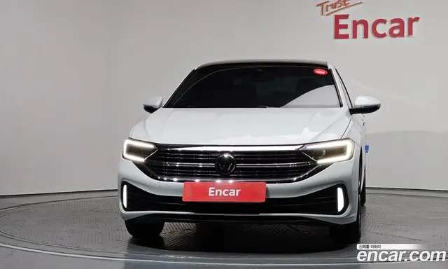 Volkswagen Jetta 2023 1.5 автомат (гидро), миниатюра 3