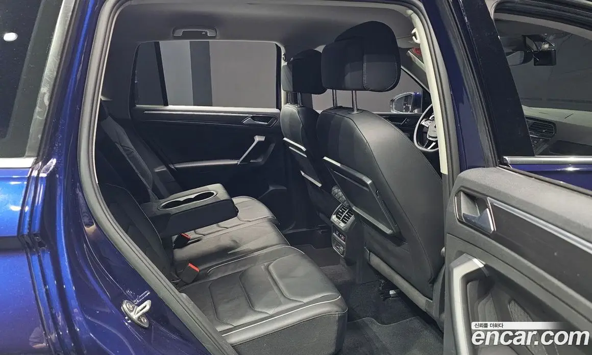 Volkswagen Tiguan 2018 2.0 автомат (гидро), фото 18