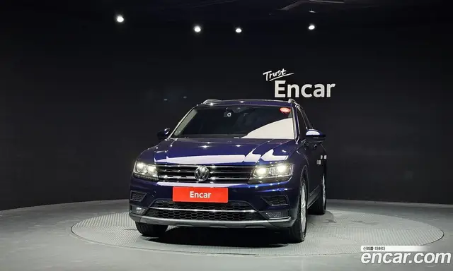 Volkswagen Tiguan 2018 2.0 автомат (гидро), миниатюра 3