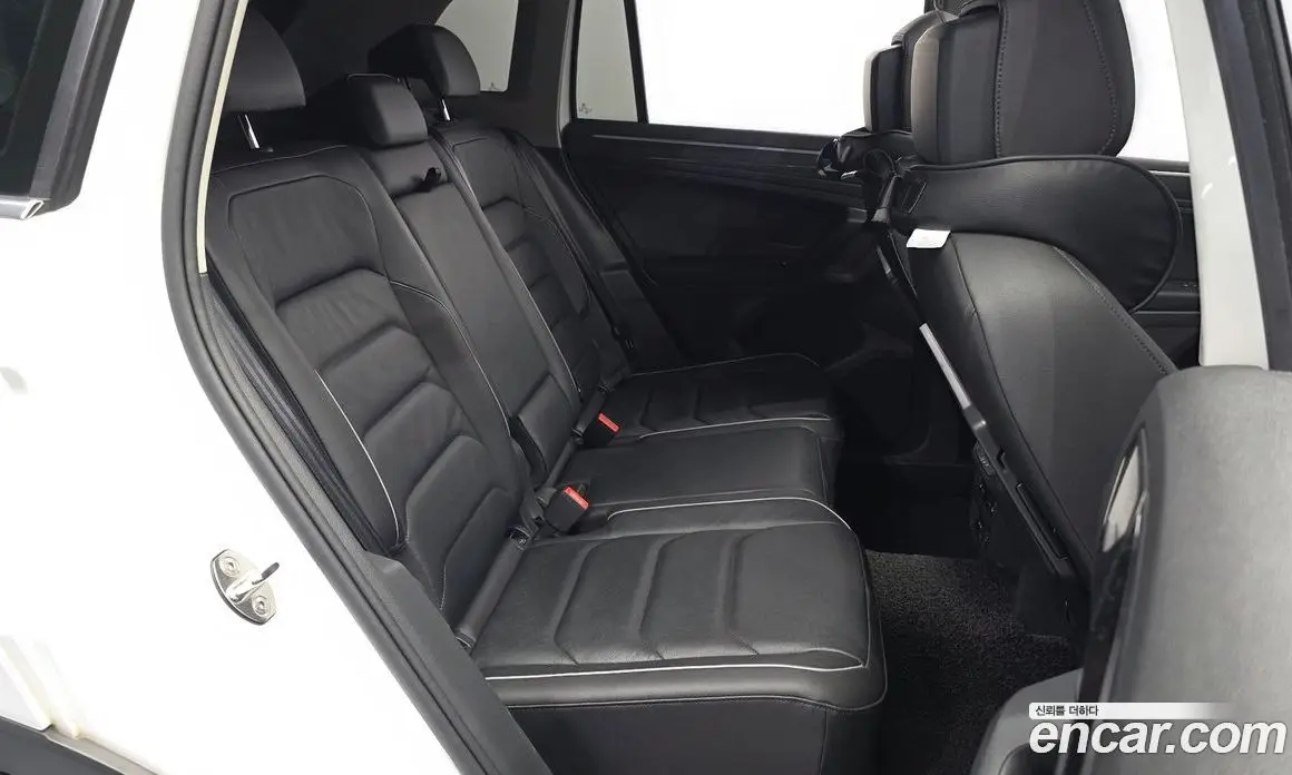 Volkswagen Tiguan 2020 2.0 автомат (гидро), фото 11