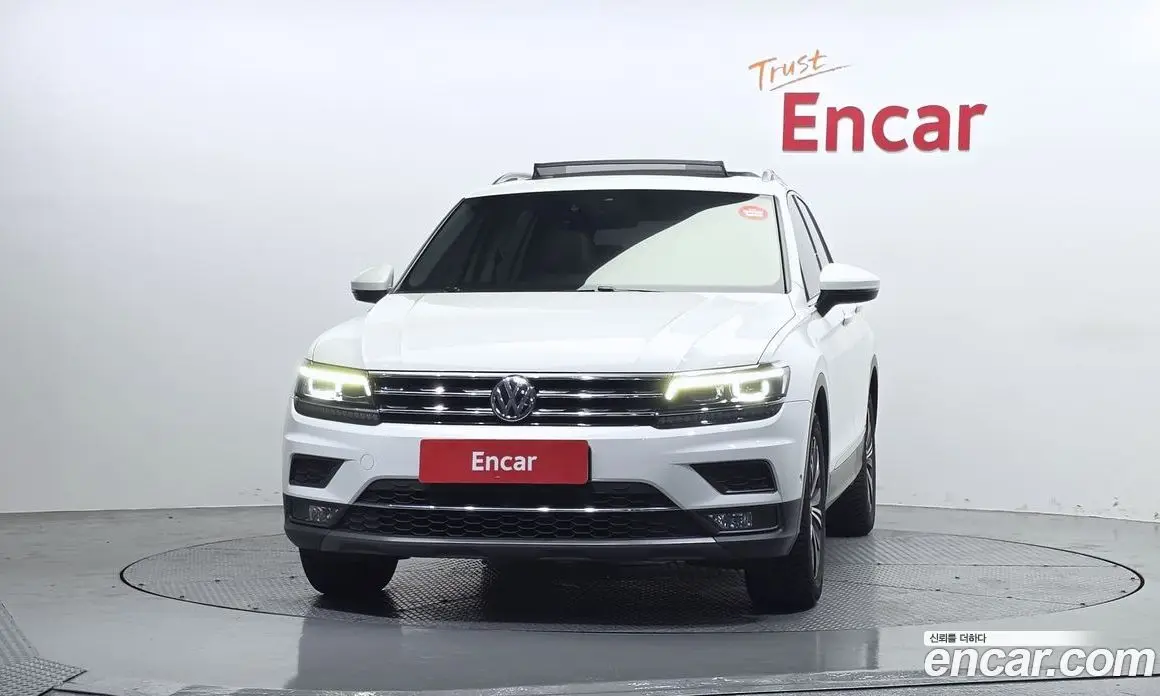 Volkswagen Tiguan 2020 2.0 автомат (гидро), фото 3