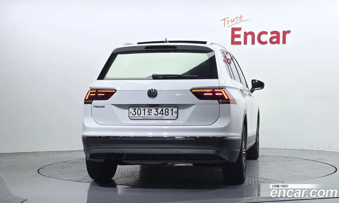 Volkswagen Tiguan 2020 2.0 автомат (гидро), фото 4