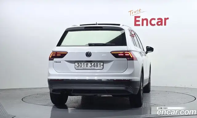 Volkswagen Tiguan 2020 2.0 автомат (гидро), миниатюра 4