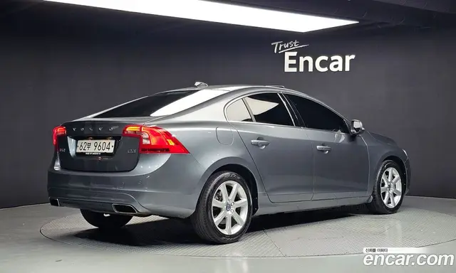 Volvo S60 2017 2.0 автомат (гидро), миниатюра 2