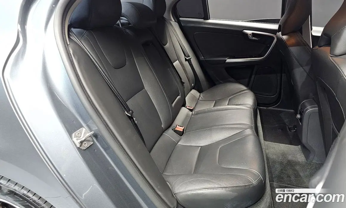 Volvo S60 2017 2.0 автомат (гидро), фото 11