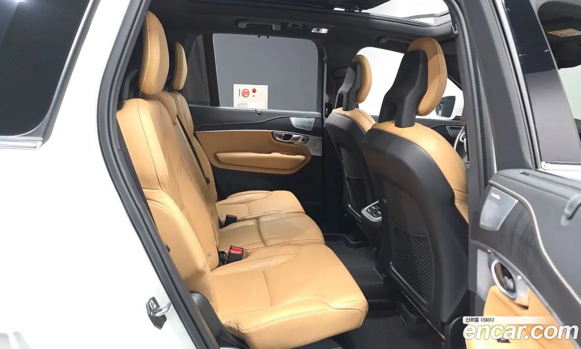 Volvo XC90 2021 2.0 автомат (гидро), фото 12