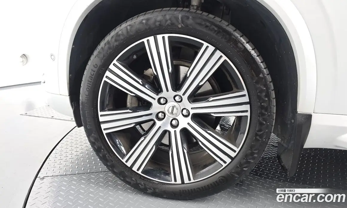 Volvo XC90 2021 2.0 автомат (гидро), фото 5