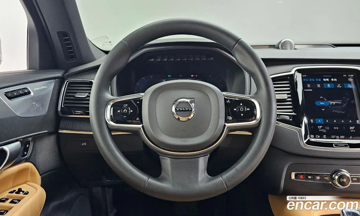 Volvo XC90 2023 2.0 автомат (гидро), фото 19